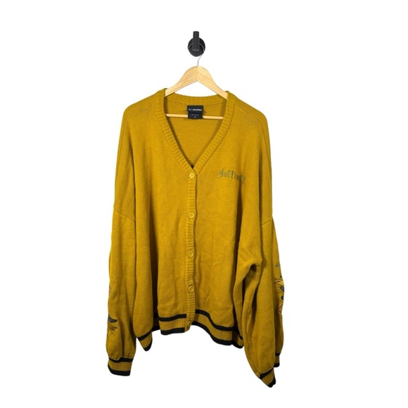 Wizarding World Harry Potter Hufflepuff Knit Cardigan Yellow/Black 5X - Picture 2 of 13